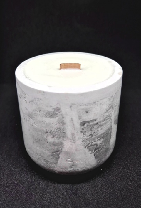 Świeca sojowa "Fresh citrus" o zapachu mango i mandarynki